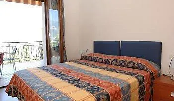 Due Leoni - 3*
