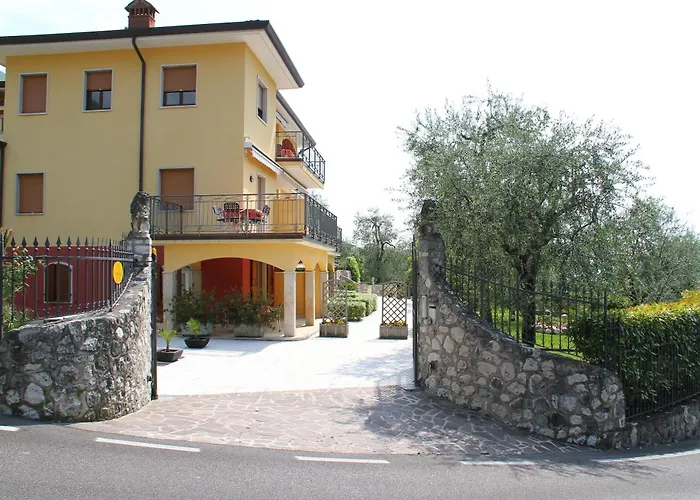 Apartmanhotel Due Leoni -