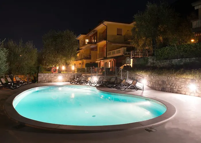 Due Leoni - 3* Brenzone sul Garda