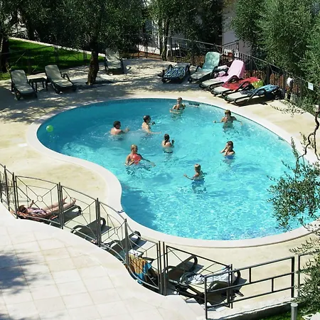 Aparthotel Due Leoni - Brenzone sul Garda