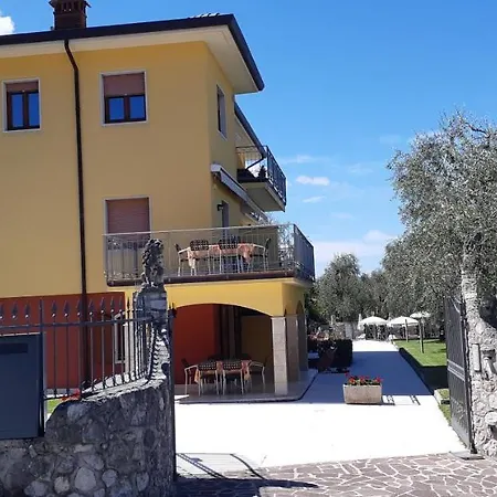 Due Leoni - Apart Otel 3*