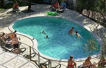 Due Leoni - 3* Brenzone sul Garda